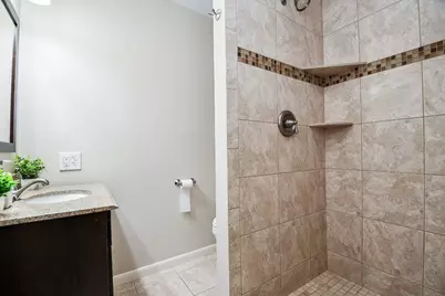 2562 Kevin Lane, Houston, TX 77043 - Photo 39
