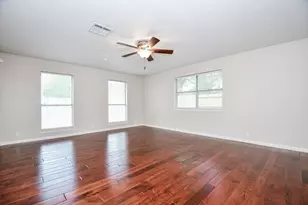 2562 Kevin Ln, Houston, TX 77043 - Photo 49