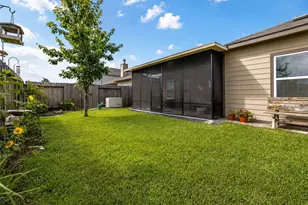 20232 Torrey Pines Ln, Cleveland, TX 77327 - Photo 5