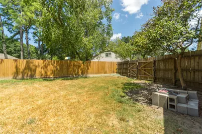 2902 Laurelridge Drive, League City, TX 77573 - Photo 31