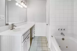 3229 Continental Dr, Missouri City, TX 77459 - Photo 11