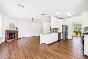 [Address not provided], Dickinson, TX 77539 - Photo 9