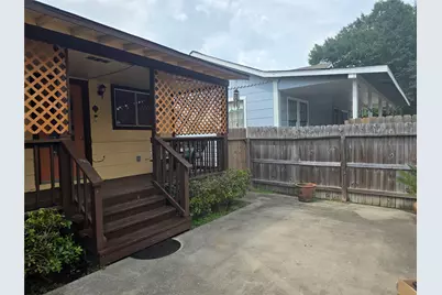 1028 Baker Avenue, Bacliff, TX 77518 - Photo 5