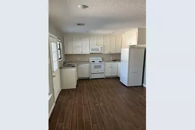 18222 Bonnie Alice Drive #A, Montgomery, TX 77316 - Photo 3