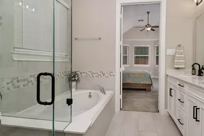 2111 Woodland Elm Lane, Conroe, TX 77384 - Photo 15