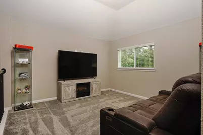 2111 Woodland Elm Lane, Conroe, TX 77384 - Photo 21