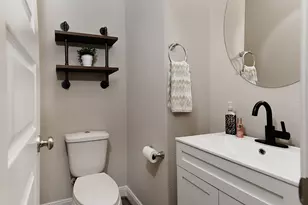 2111 Woodland Elm Ln, Conroe, TX 77384 - Photo 11