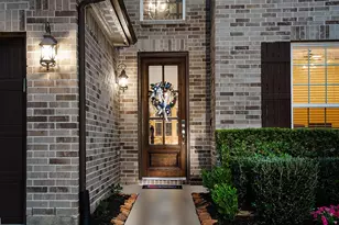 2111 Woodland Elm Ln, Conroe, TX 77384 - Photo 3