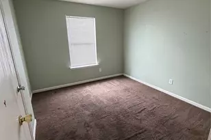 18830 Remington Mill Dr, Houston, TX 77073 - Photo 9