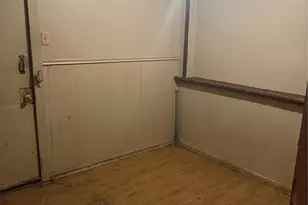 5915 Southtown St, Houston, TX 77033 - Photo 9