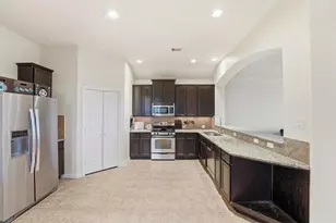 114 Avery Springs Ln, Dickinson, TX 77539 - Photo 7