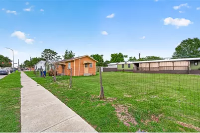 1113 4th Street, Rosenberg, TX 77471 - Photo 9