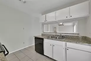 23522 Pebworth Pl, Spring, TX 77373 - Photo 5
