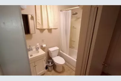 1006 1/2 Columbia Street, Houston, TX 77008 - Photo 9