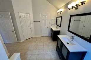 1318 Cedar Terrace Ct, Sugar Land, TX 77479 - Photo 15