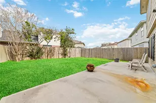 10810 Meadow Walk Ln, Houston, TX 77067 - Photo 19