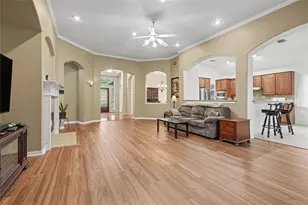 2129 Brittany Colony Dr, League City, TX 77573 - Photo 7