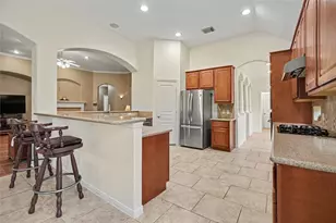 2129 Brittany Colony Dr, League City, TX 77573 - Photo 9