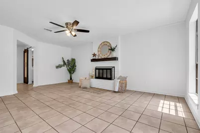259 E Rainbow Ridge Circle, The Woodlands, TX 77381 - Photo 13