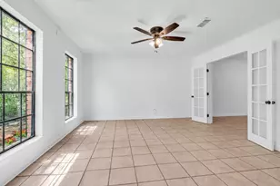 259 E Rainbow Ridge Cir, The Woodlands, TX 77381 - Photo 17