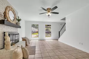 259 E Rainbow Ridge Cir, The Woodlands, TX 77381 - Photo 7