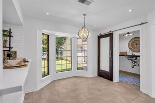 259 E Rainbow Ridge Cir, The Woodlands, TX 77381 - Photo 19