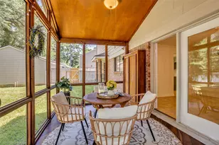 259 E Rainbow Ridge Cir, The Woodlands, TX 77381 - Photo 41