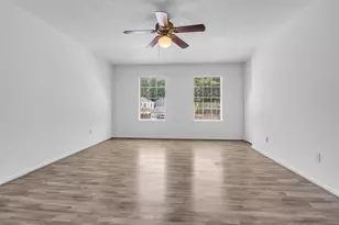 259 E Rainbow Ridge Cir, The Woodlands, TX 77381 - Photo 23