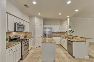 59 S Lace Arbor Dr, The Woodlands, TX 77382 - Photo 11