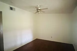 7538 Winkle Wood Ln, Houston, TX 77086 - Photo 9