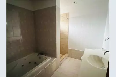 7538 Winkle Wood Lane, Houston, TX 77086 - Photo 11