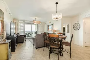 801 E Beach Dr, Galveston, TX 77550 - Photo 3