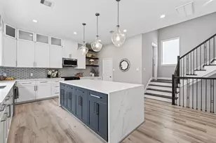 1122 W 16th St, Houston, TX 77008 - Photo 9