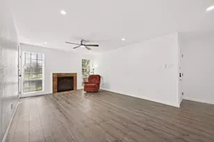 12500 Sandpiper Dr, Houston, TX 77035 - Photo 13