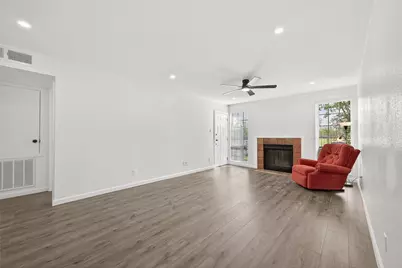 12500 Sandpiper Drive #5, Houston, TX 77035 - Photo 11