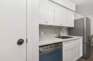 12500 Sandpiper Dr, Houston, TX 77035 - Photo 25