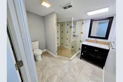 5010 Mayfair Street, Bellaire, TX 77401 - Photo 23