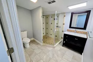 5010 Mayfair St, Bellaire, TX 77401 - Photo 23