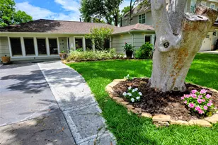 5010 Mayfair St, Bellaire, TX 77401 - Photo 3