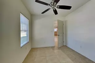 7318 Thurow St, Houston, TX 77087 - Photo 11