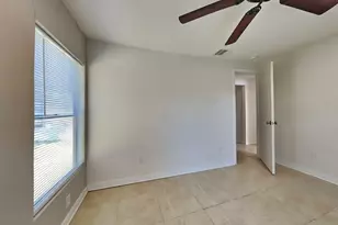 7318 Thurow St, Houston, TX 77087 - Photo 19