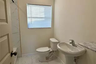 7318 Thurow St, Houston, TX 77087 - Photo 9