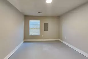 7318 Thurow St, Houston, TX 77087 - Photo 27