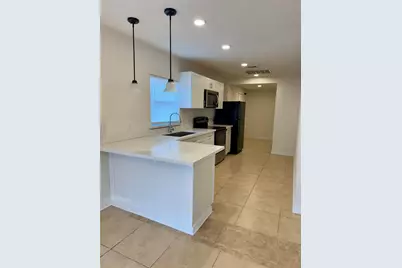 7318 Thurow Street, Houston, TX 77087 - Photo 3