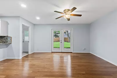 416 E Myrtle Street, Angleton, TX 77515 - Photo 13