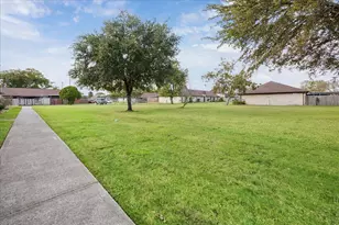 7335 Cook Rd, Houston, TX 77072 - Photo 15