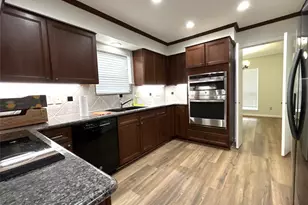 2714 River Birch Dr, Sugar Land, TX 77479 - Photo 5