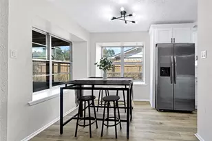 9611 Camrose Ct, Houston, TX 77086 - Photo 7
