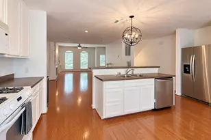 1005 Joe Annie St, Houston, TX 77019 - Photo 7