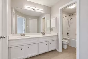 1005 Joe Annie St, Houston, TX 77019 - Photo 13